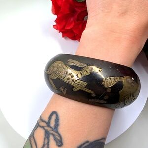 Stunning Etched Animals Vintage Bubble Cuff Bracelet